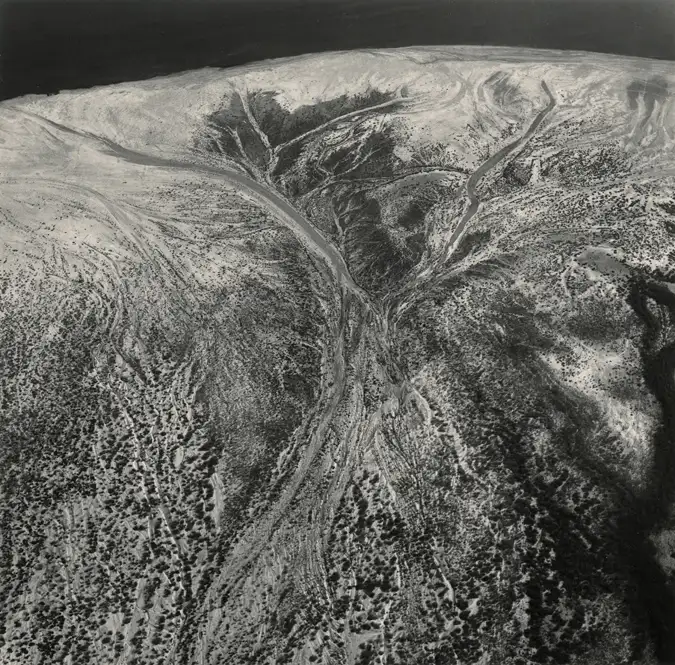 Emmet Gowin, The Edge of the Salton Sea, California, 1990