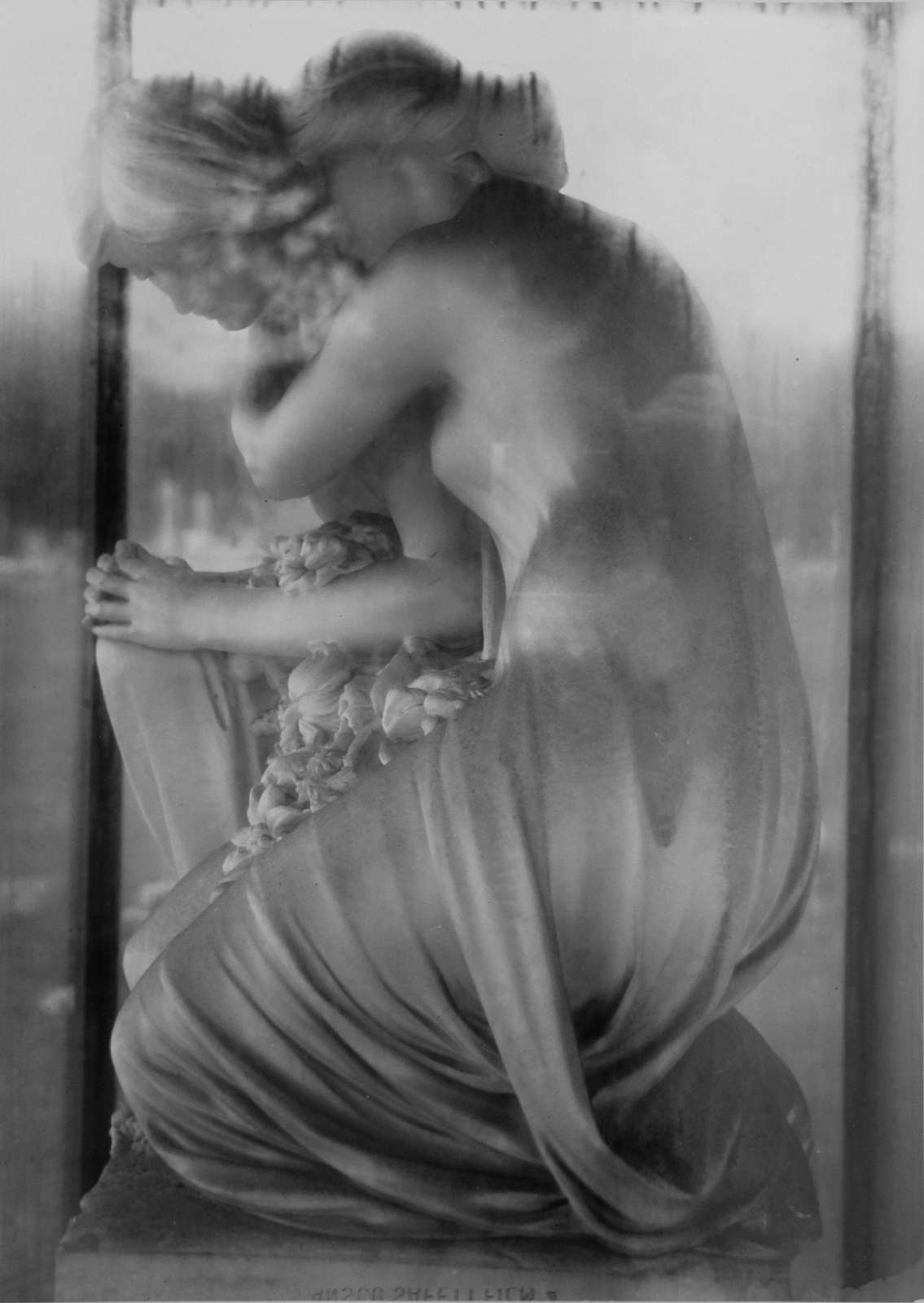 Clarence John Laughlin, Breathing Marble, 1962