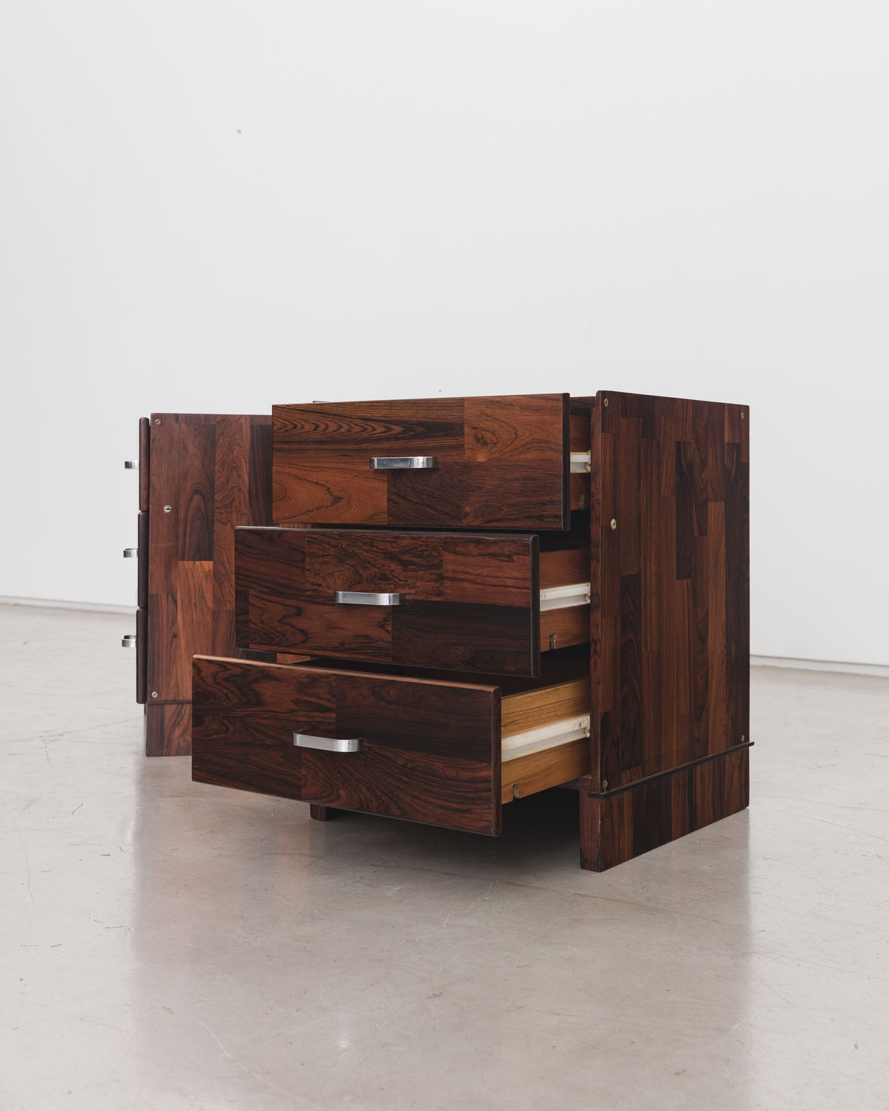 Jorge Zalszupin, Drawer cabinet | Armário com gavetas, 1974