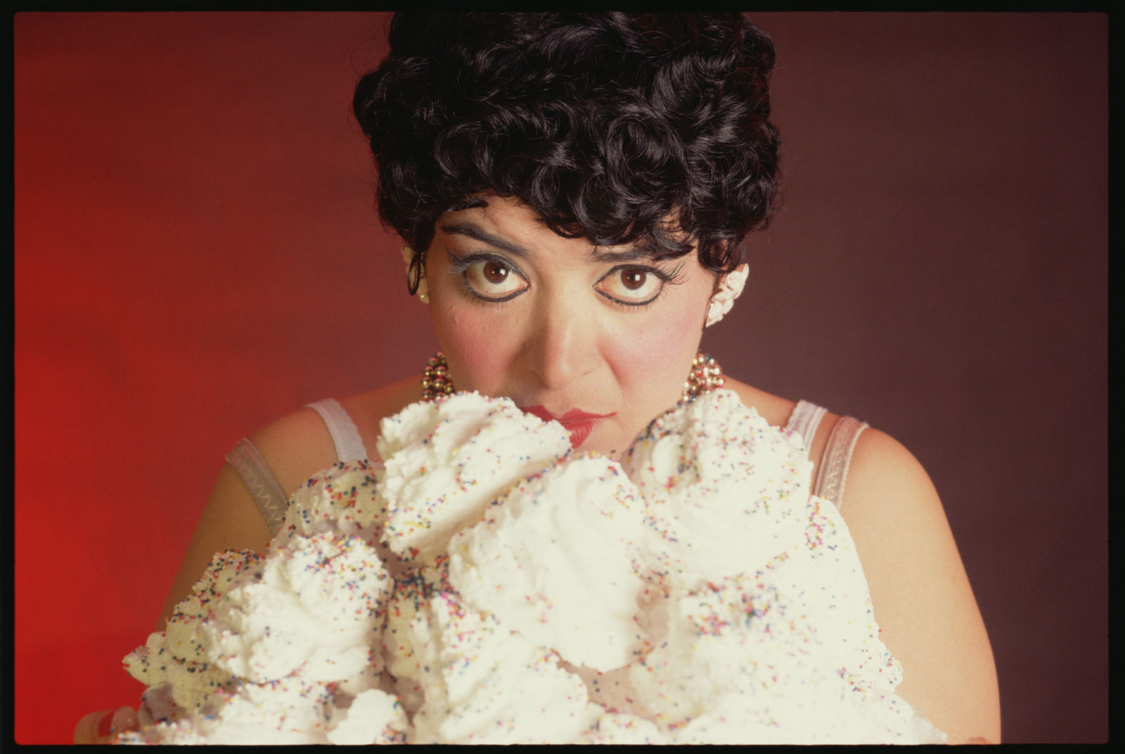 Coco Fusco, Paquita y Chata se arrebatan, 1996