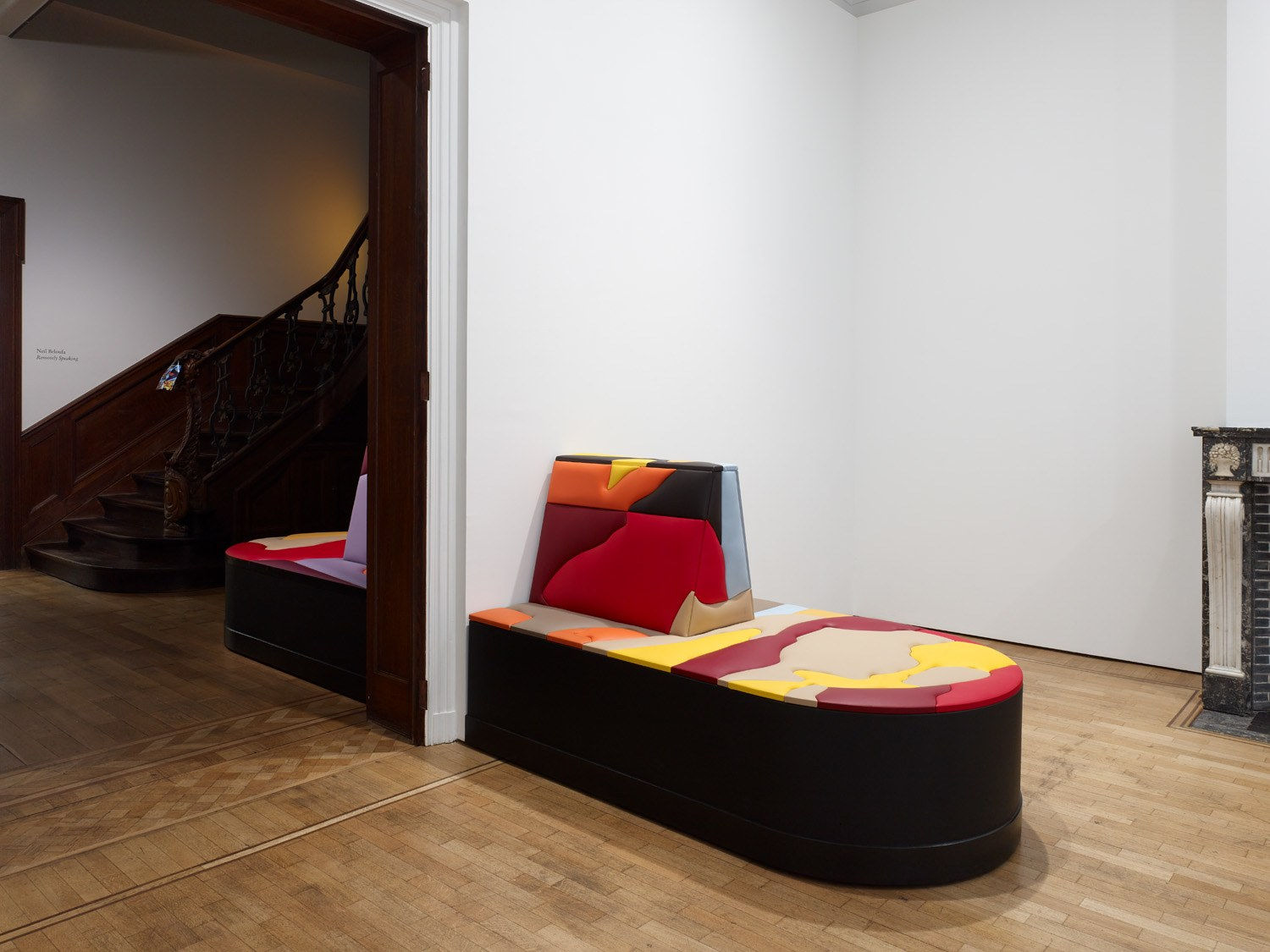 Neïl Beloufa, Shipping the dream, 2021