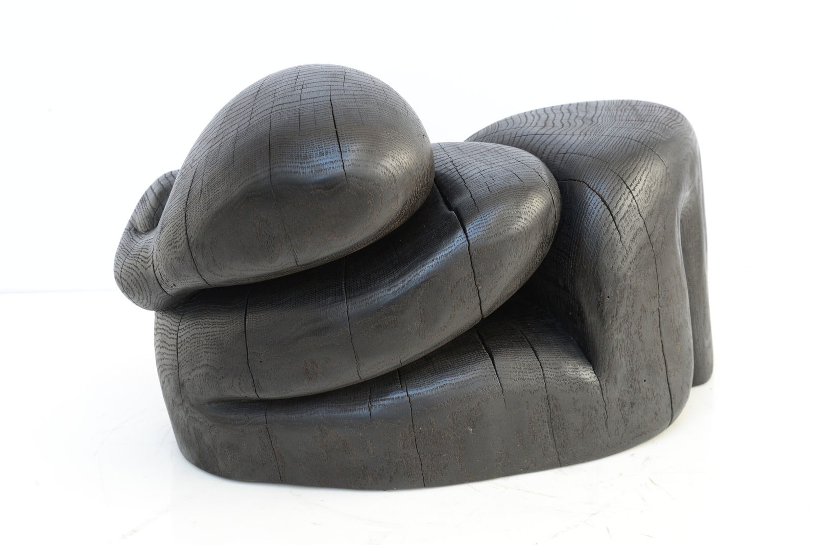 Wang Keping, Femme assise (WK19), 2002