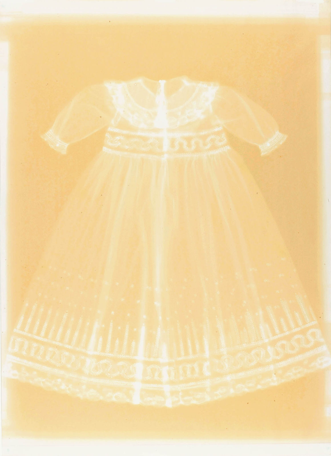 Carol Lee Mei Kuen, Little Lace Frock I, 2009