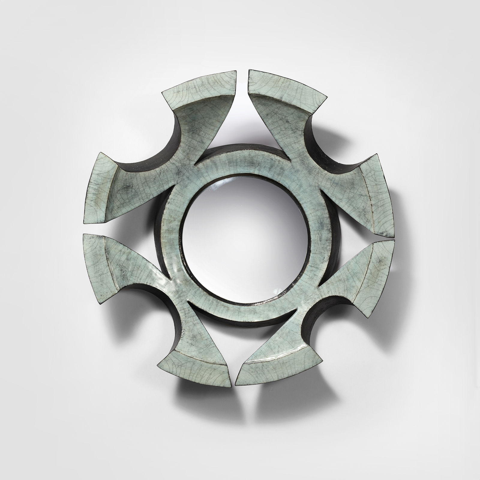 François Salem, Sorcière Mirror, 2025