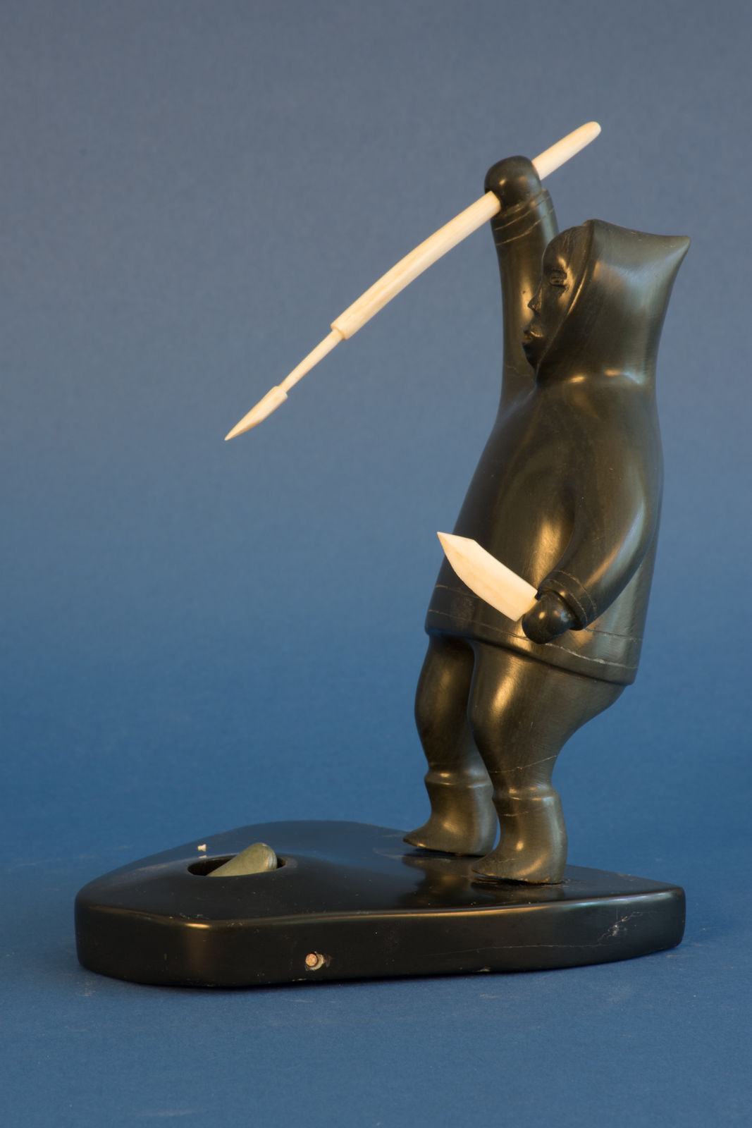 Lucy Novalinga, Hunter & Seal / chasseur et phoque, ca. 1960