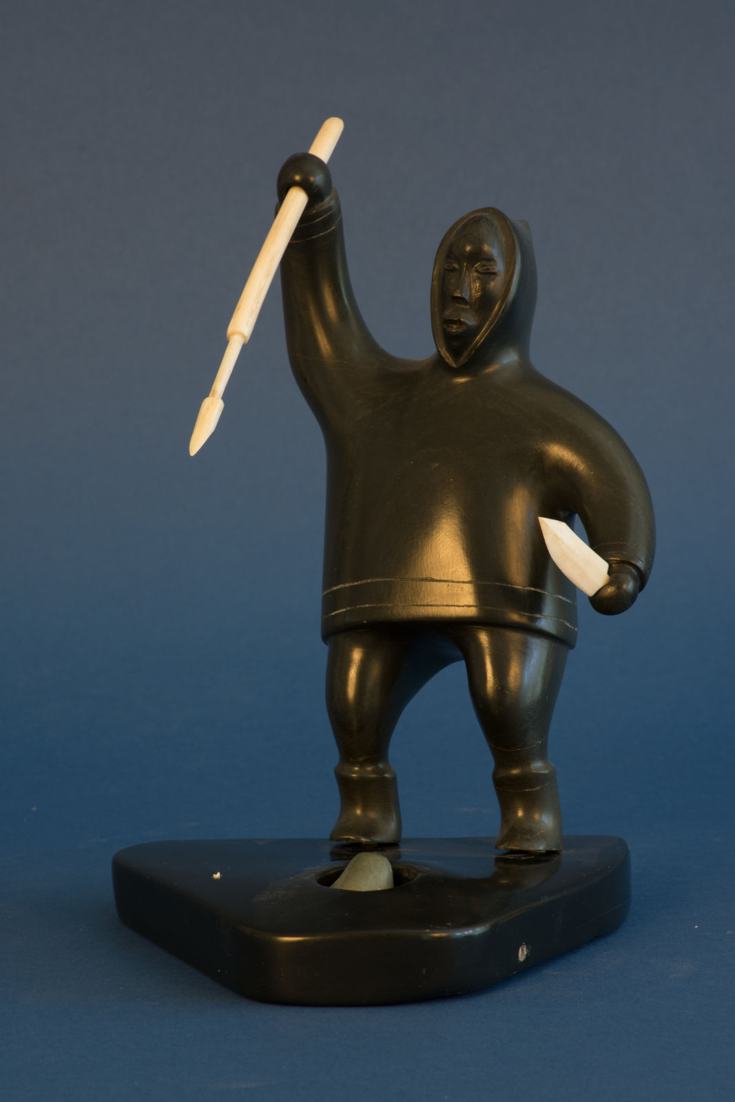 Lucy Novalinga, Hunter & Seal / chasseur et phoque, ca. 1960