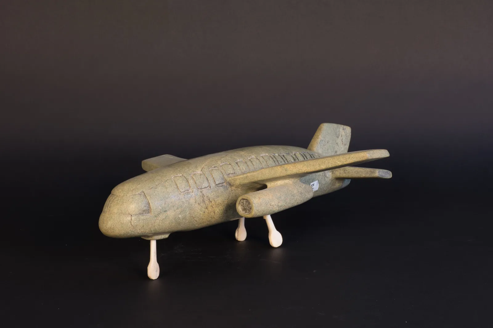 Johnnylee Pudlat, Airplane / avion, ca. 2000