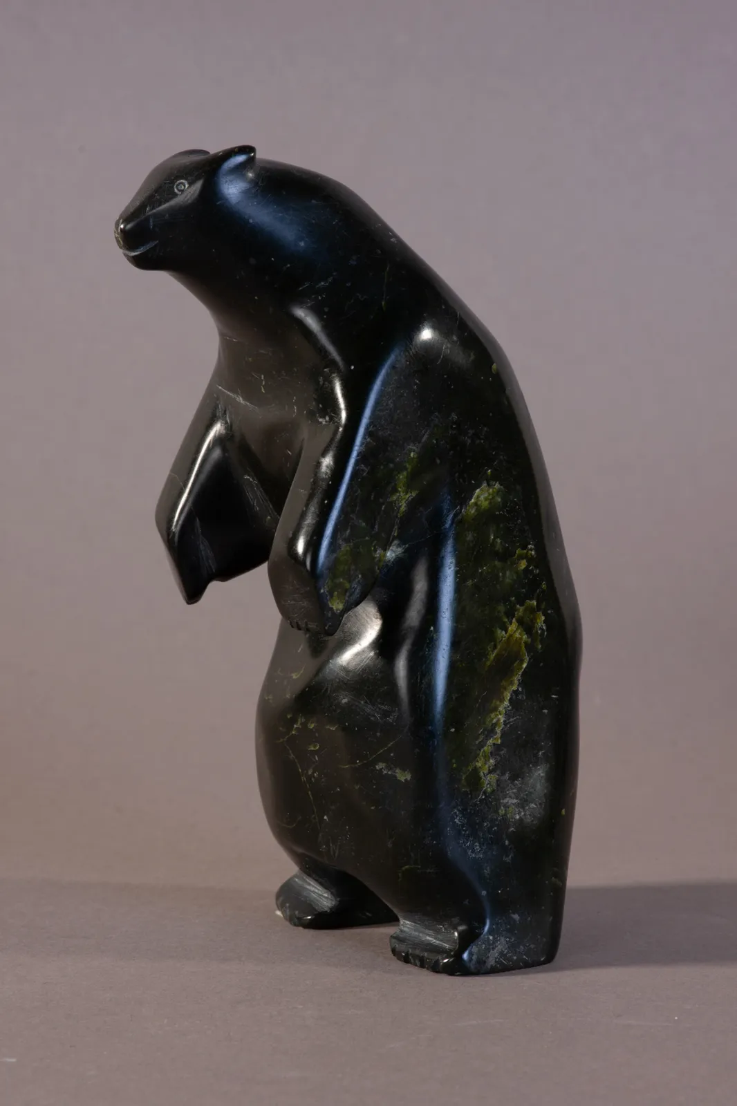 Nook Nuqingaq, Standing Bear / ours debout, ca. 1980
