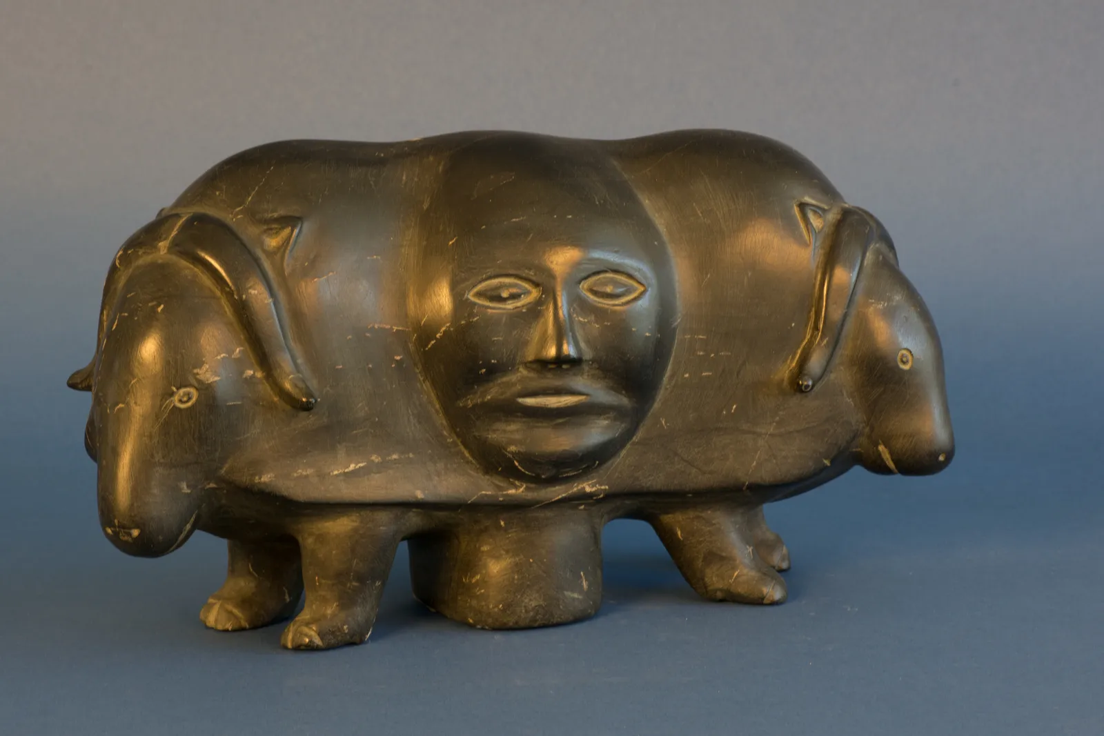 Mathew Aqigaaq, Muskox Shaman / shaman boeuf musqué, ca. 1980