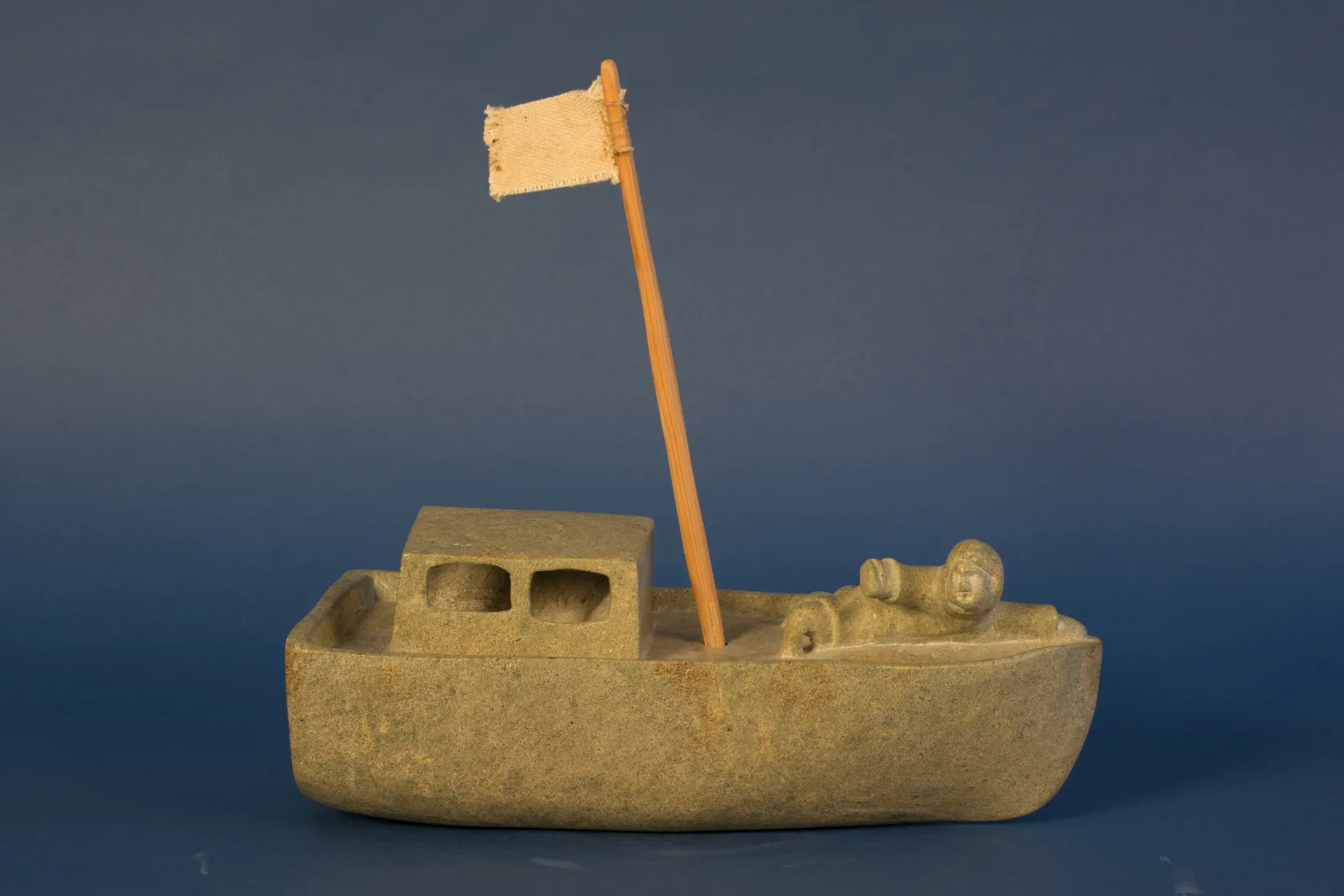 Kakee Peter, Boating scene / homme sur un bateau, ca. 2015