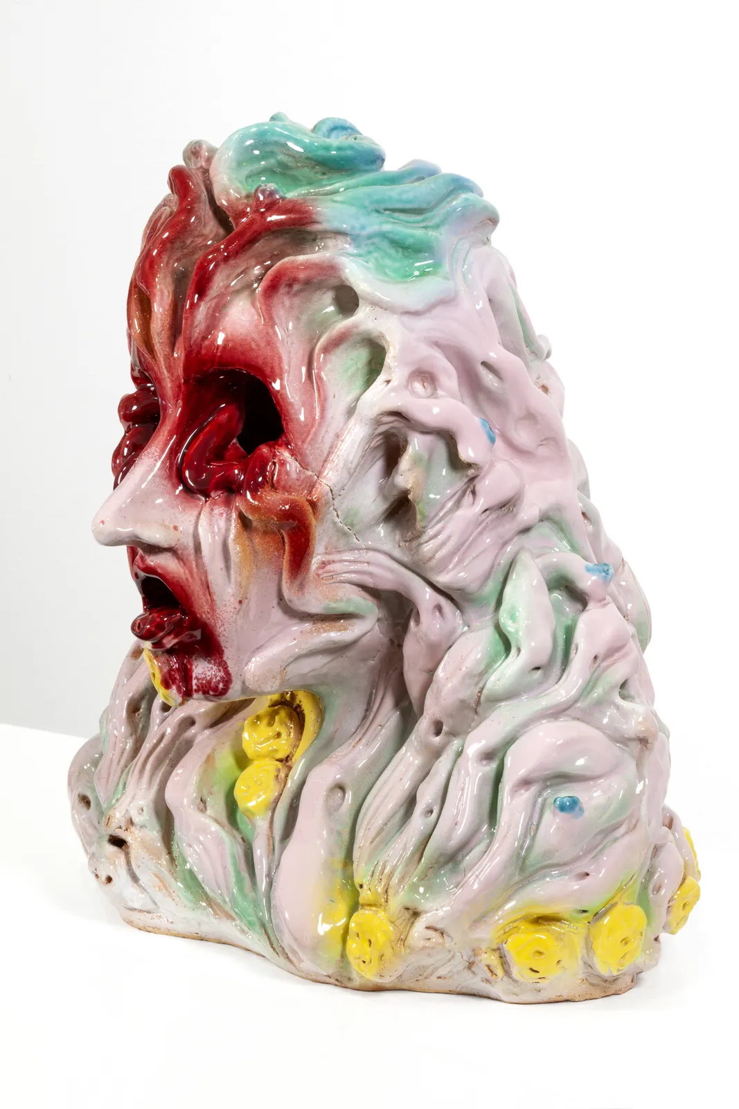 Zoe Williams, Figure of vice 3 (Gold to water - flesh over pearls), 2022