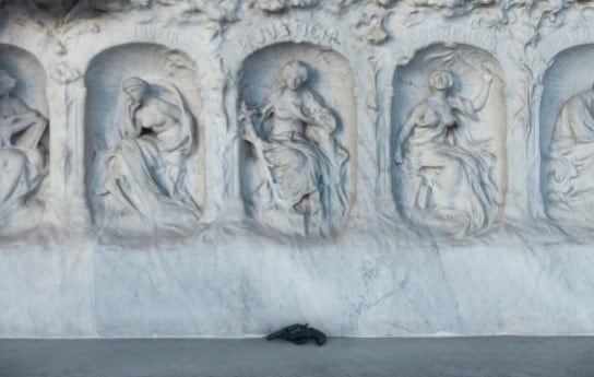 DEMOCRACIA, Nigra Sum Sed Formosa, 2025