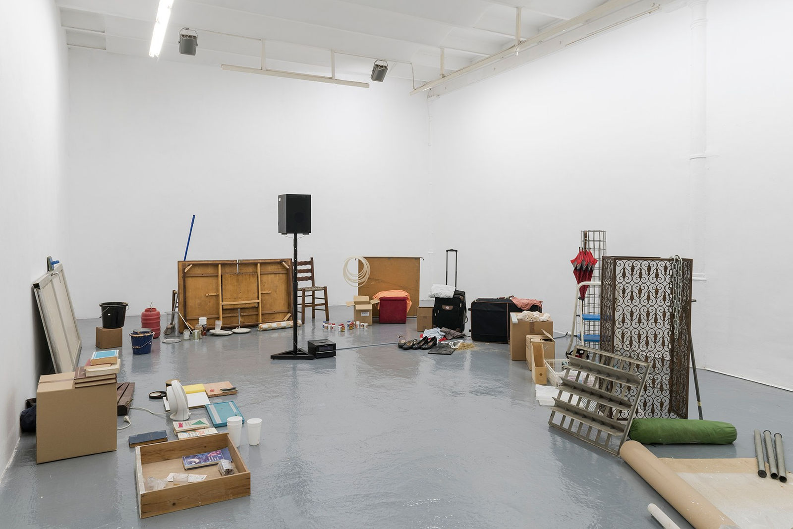 Adrian Melis, Anechoic Room, 2017