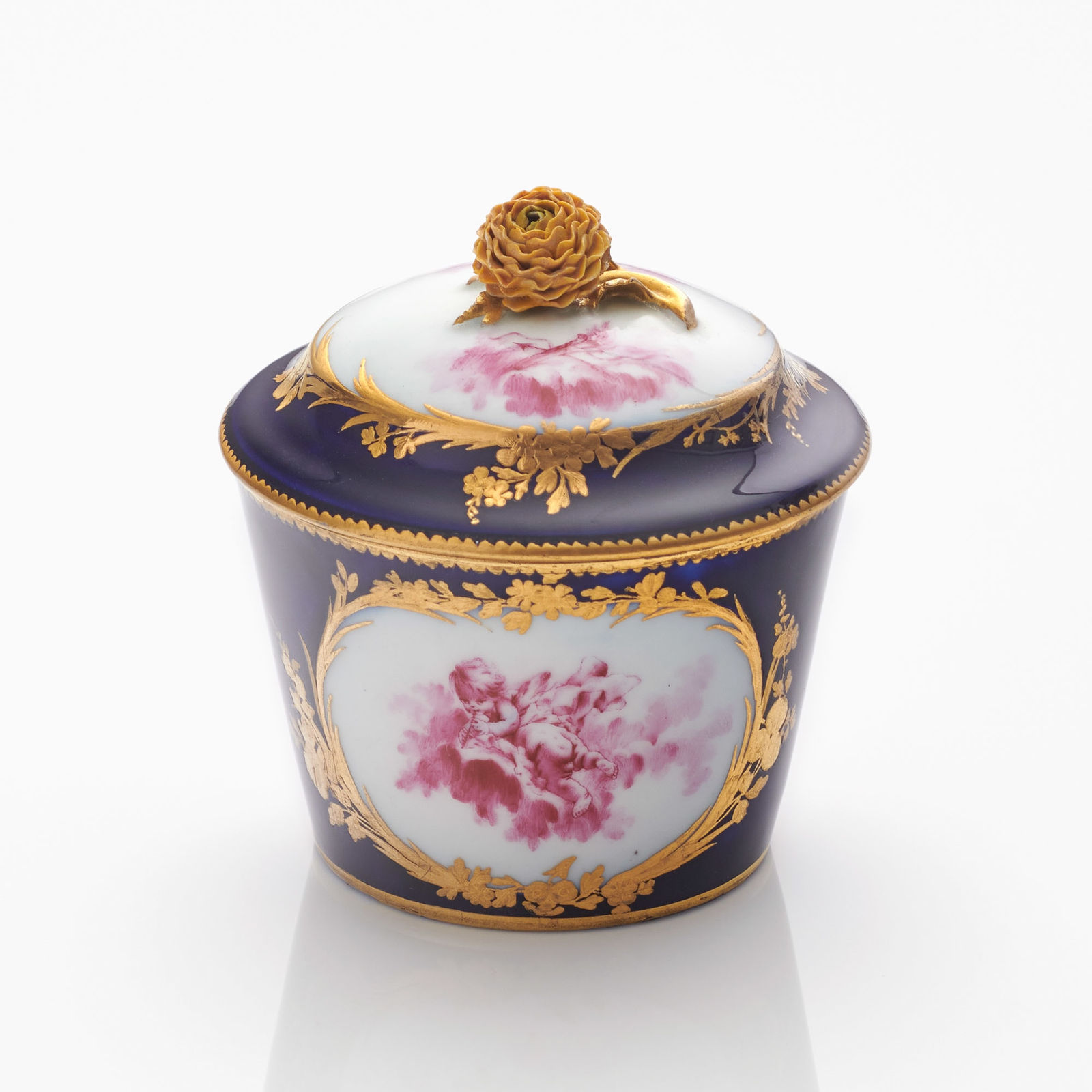 Sèvres Porcelain, A Vincennes Sugar Bowl and Cover, 1754-55