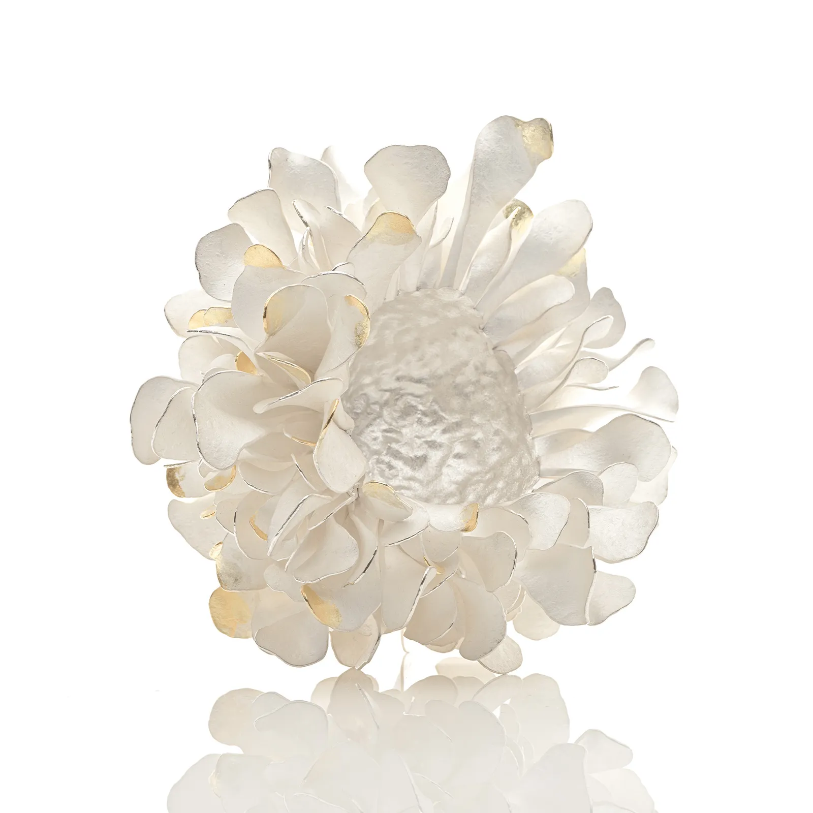 Junko Mori, Organism Hybrid, Gold Twisted Leaf, 2025