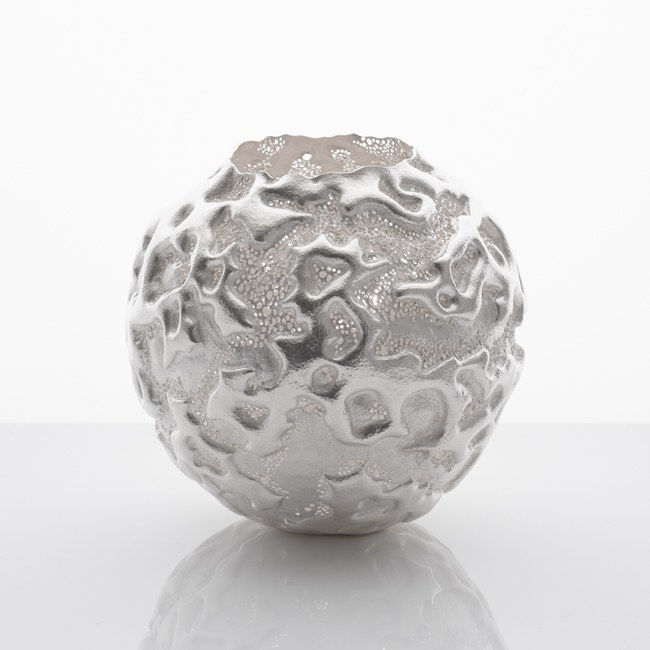 Hiroshi Suzuki, Unen Vase, 2019