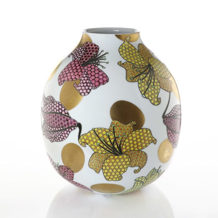 Felicity Aylieff, Fencai Lily Vase, 2022