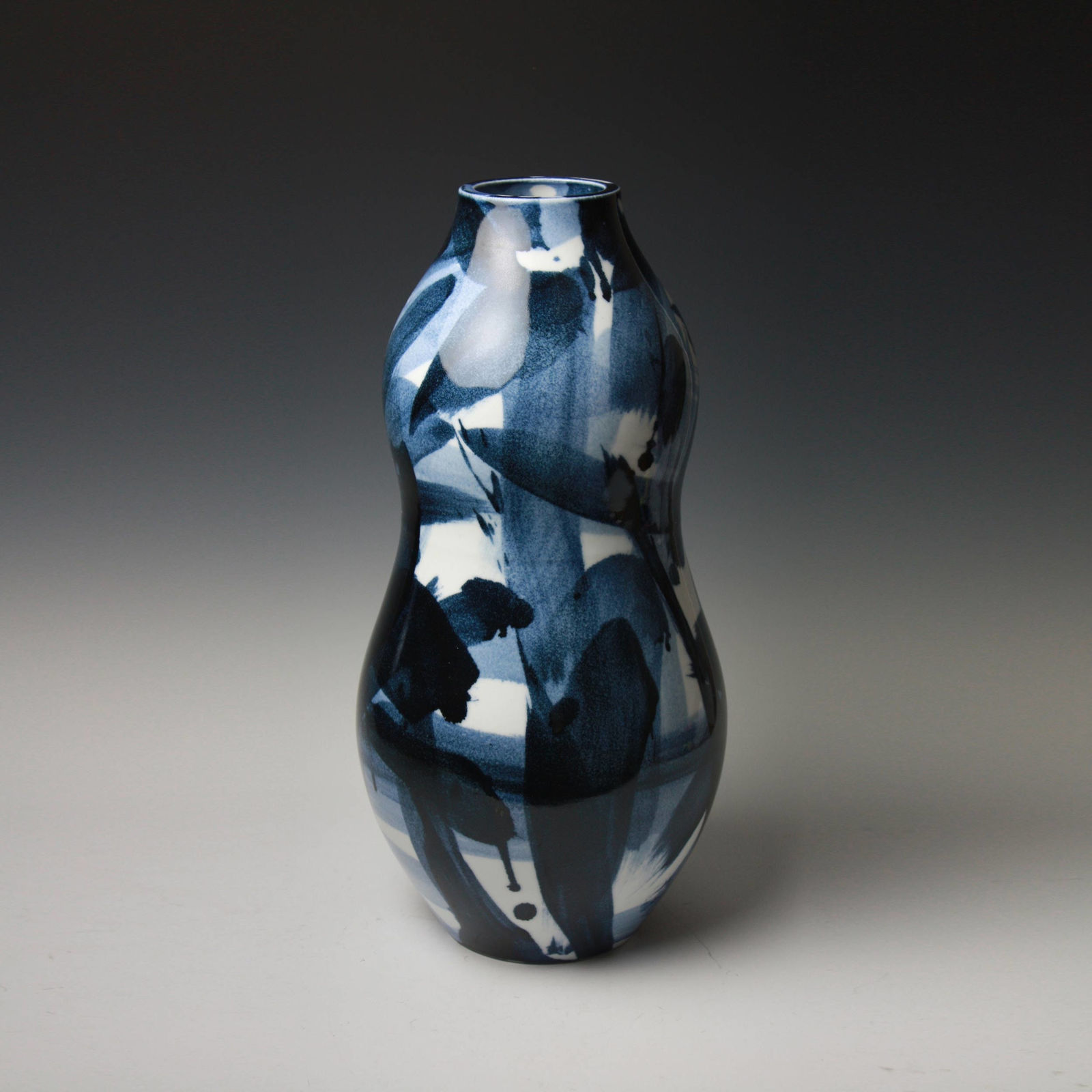 Felicity Aylieff, Blue and White Gourd, 2012