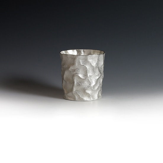 Hiroshi Suzuki, Seni Beaker, 2016