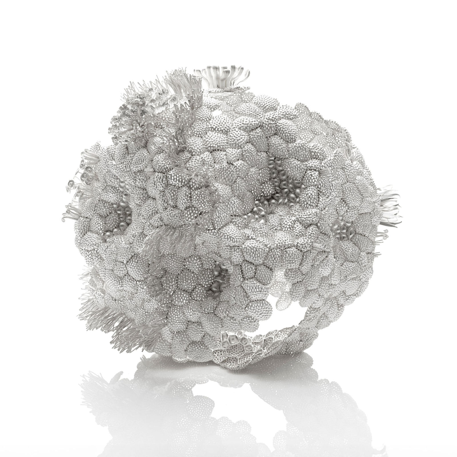 Junko Mori, Uncontrollable Beauty: Cloud Glove, 2023