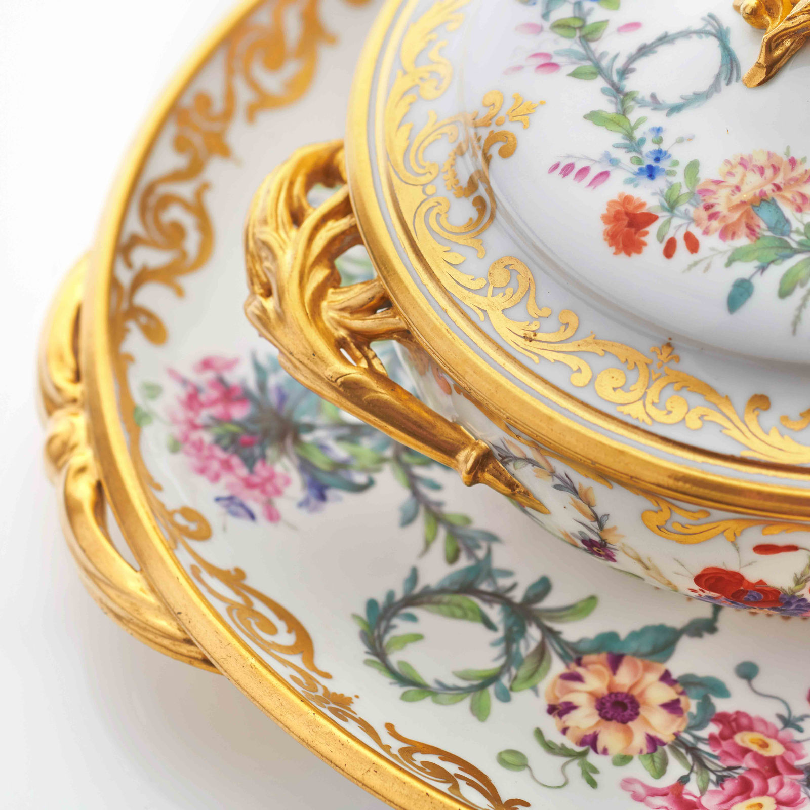 Sèvres Porcelain, A French 18th Century Hard-Paste Sèvres Porcelain Covered Broth Bowl & Stand, 1773