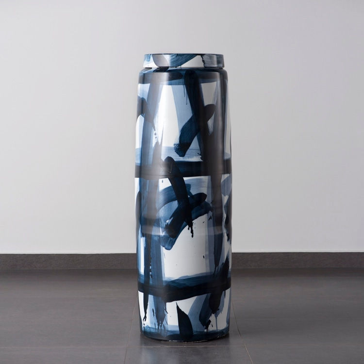 Felicity Aylieff, Blue & White Monumental Lidded Vase, 2017