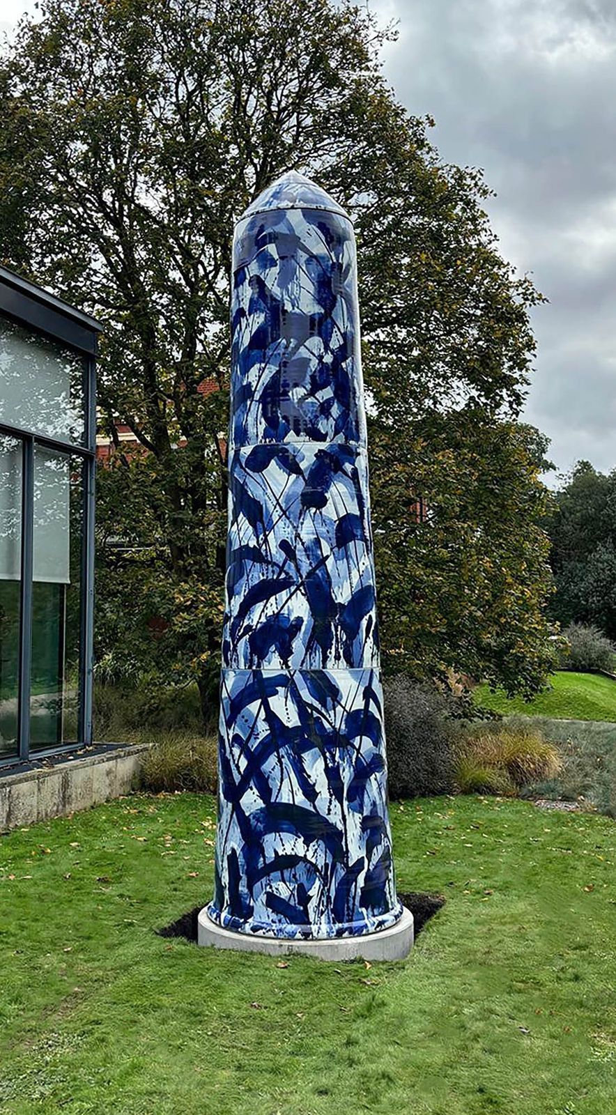 Felicity Aylieff, Blue: Sentinel Obelisk I, 2024