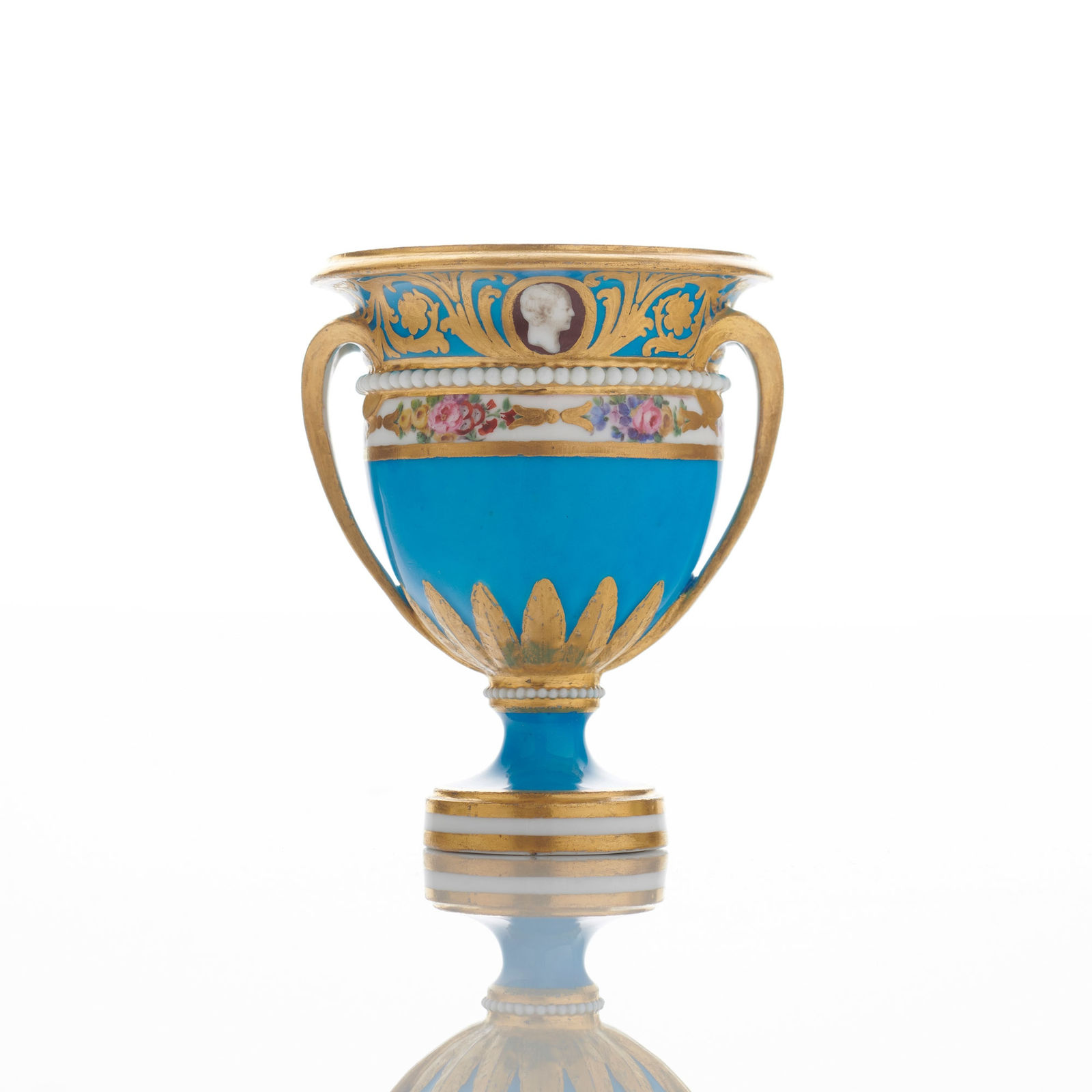 Sèvres Porcelain, A French 18th Century Sèvres Ice Cup from the Catherine the Great Service, 1777-78