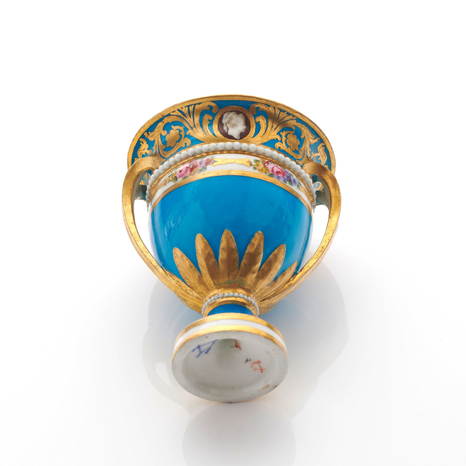 Sèvres Porcelain, A French 18th Century Sèvres Ice Cup from the Catherine the Great Service, 1777-78