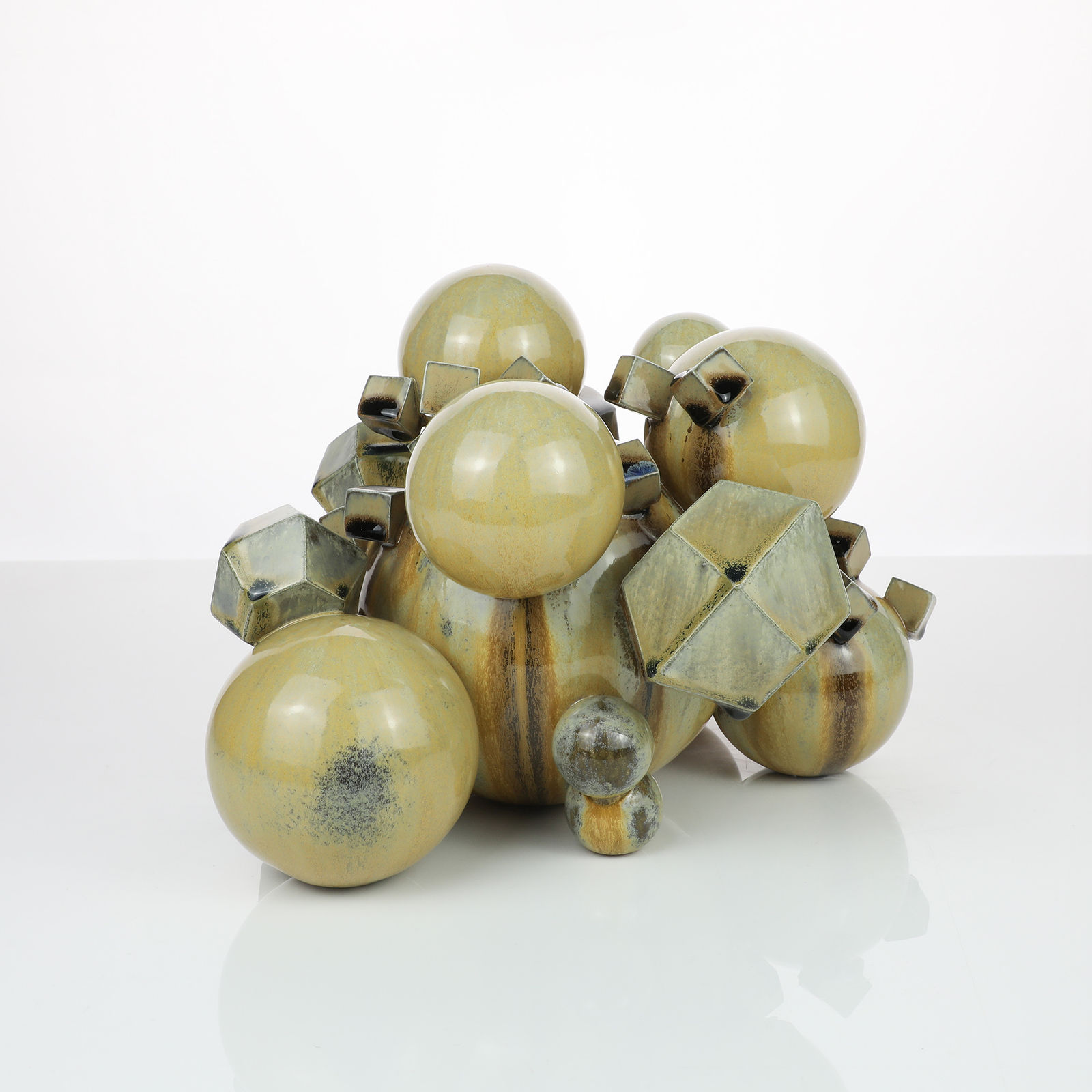 Kate Malone, Caramel Magma, 2025