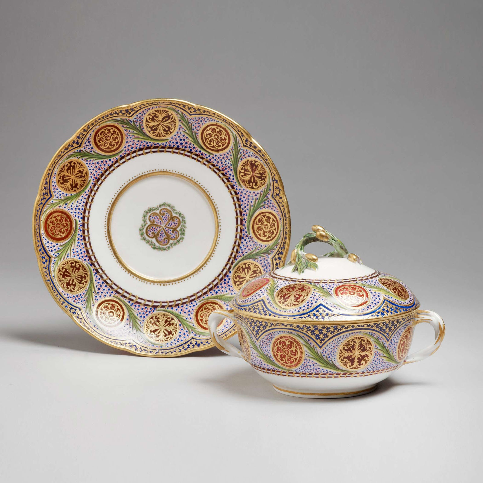 Sèvres Porcelain, A Sèvres Lidded Bowl on Stand, 1764