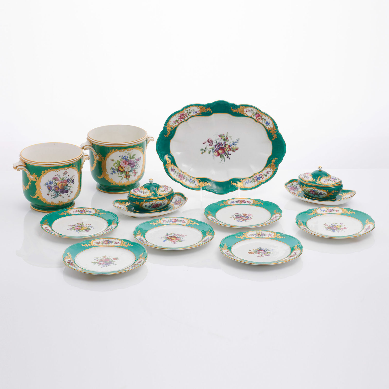 Sèvres Porcelain, A Large Sèvres Dish, 1760-61