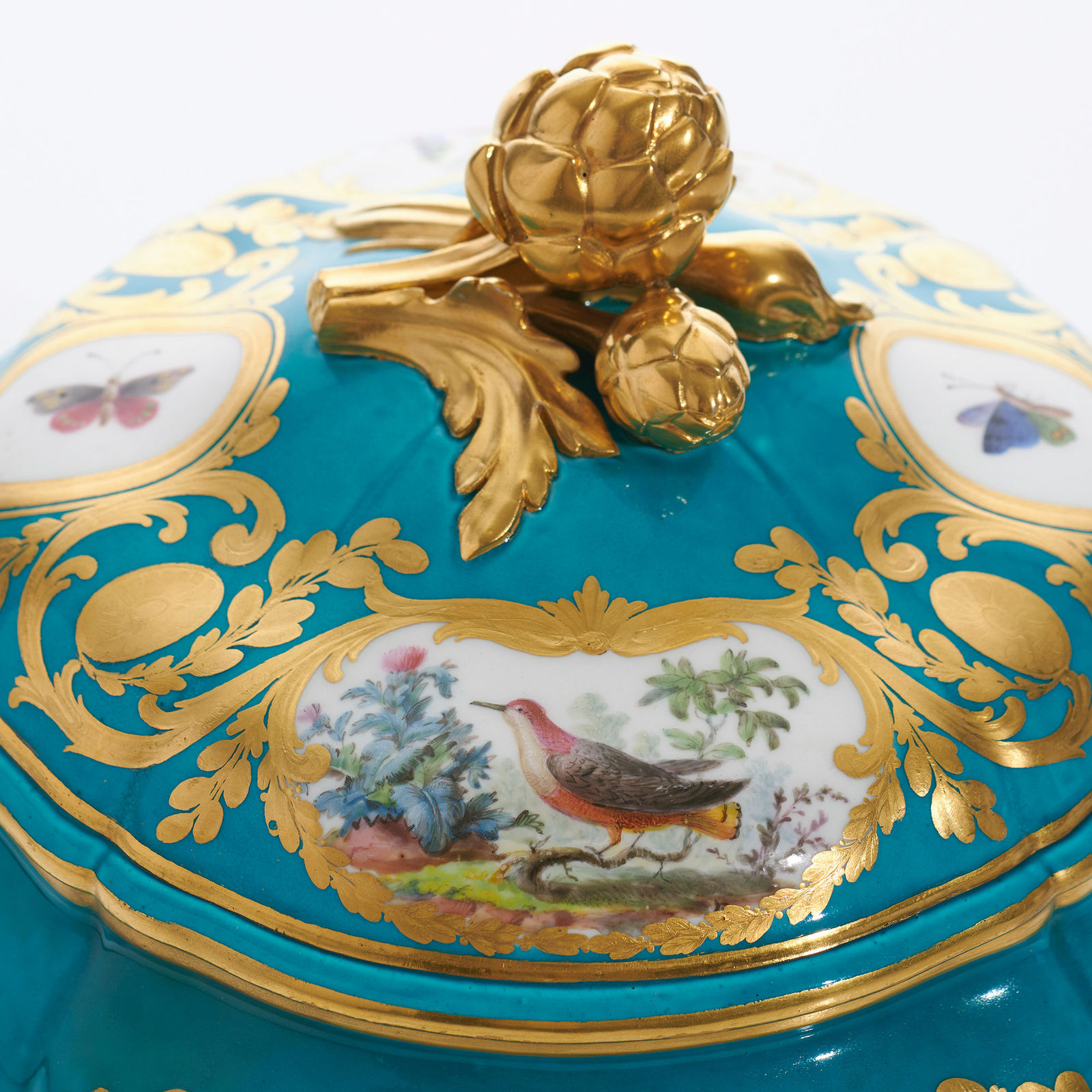Sèvres Porcelain, A Soft-Paste Sèvres Porcelain Tureen, Cover and Stand, 1780