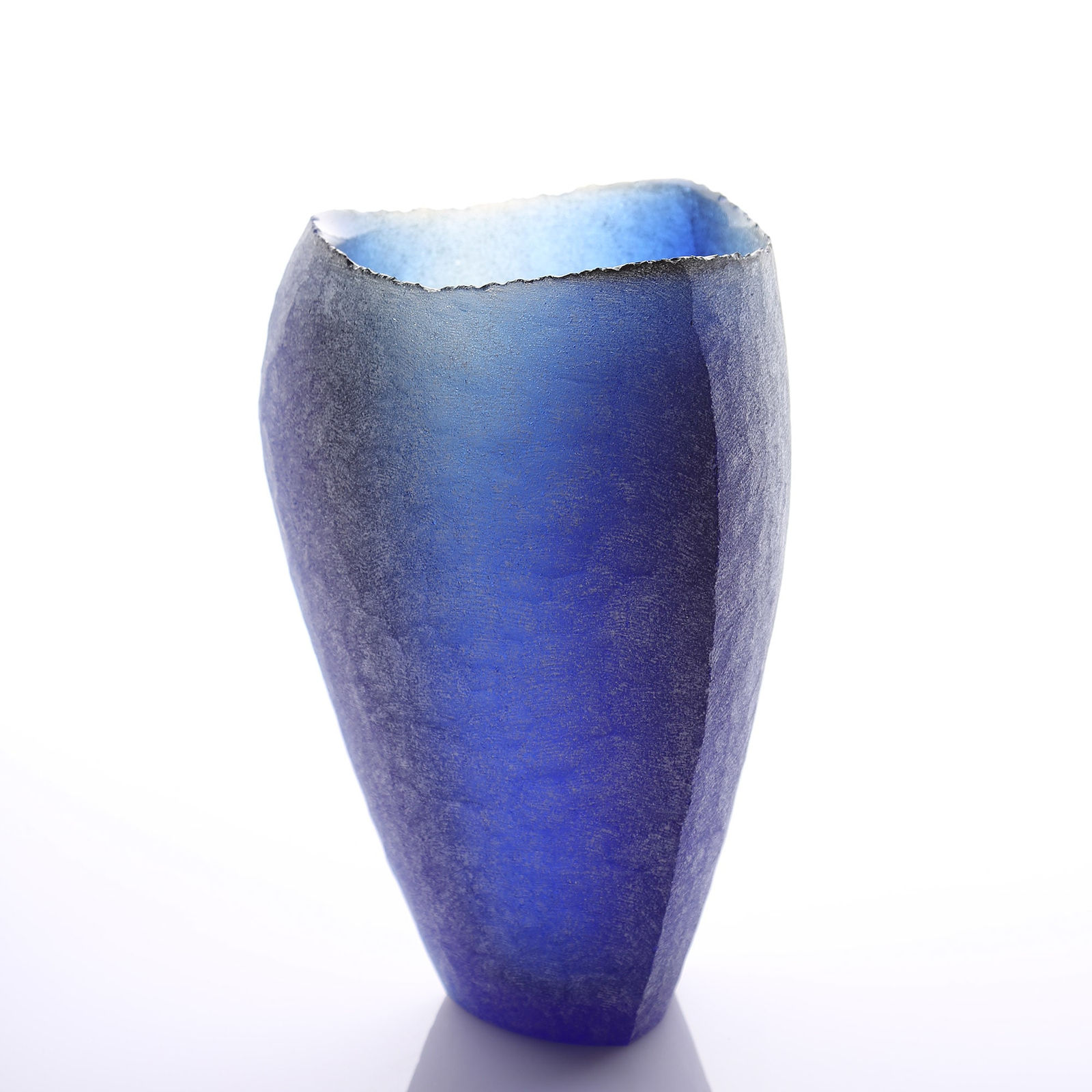 Joon Yong Kim, Blue Night, 2023