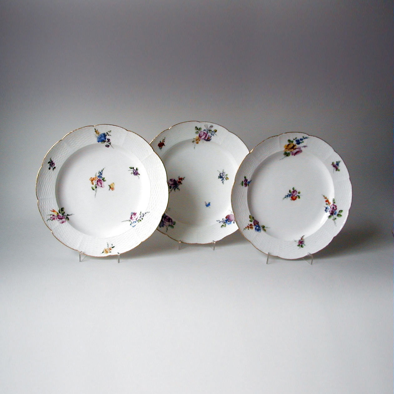 Sèvres Porcelain, Set of Ten Plates Assiettes à Oziers, 1753-55