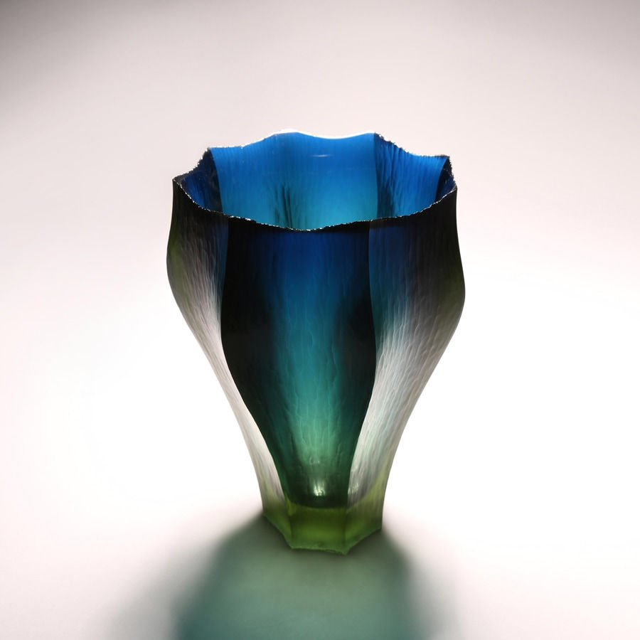 Joon Yong Kim, Flower at Dawn, 2019