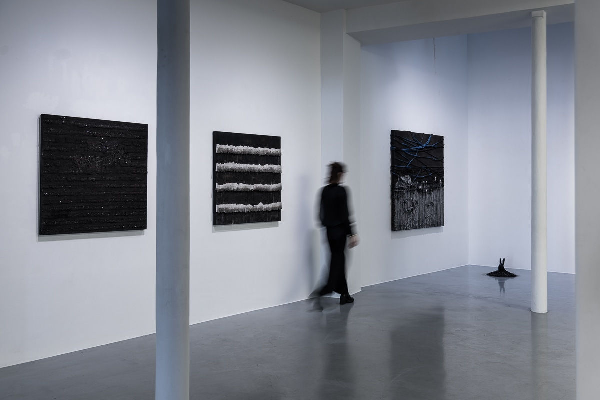 Installation View. A l'horizon une obscure clarté. Mouhcine Rahaoui
