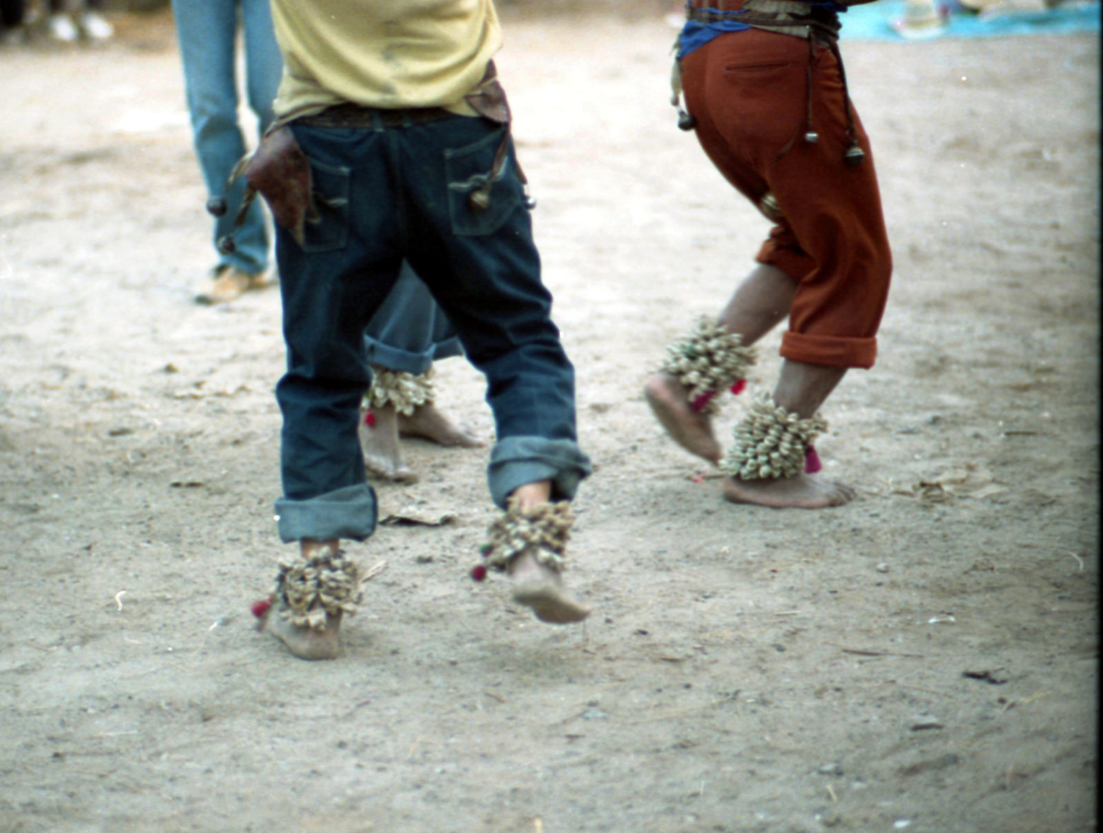 Alberto Herrera, Pies de loa danzantes