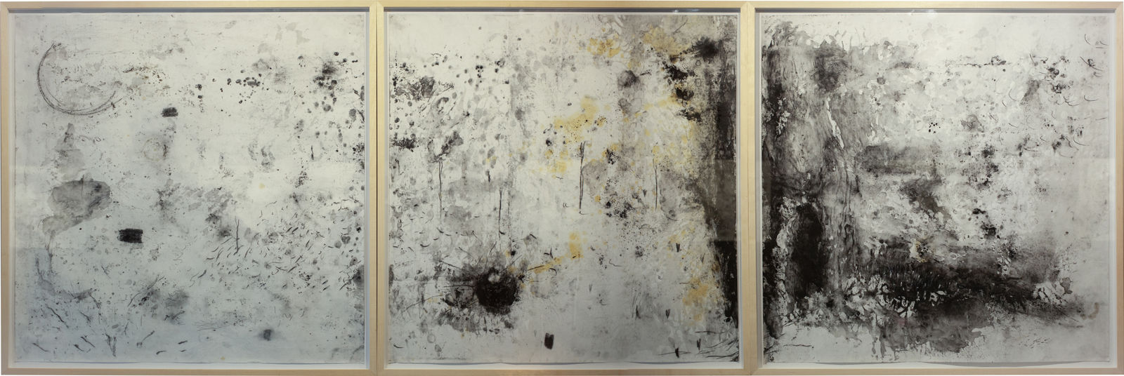 Eduardo Hargreaves, Sem título (tríptico) - Série: Paisagens Rotas, 2017