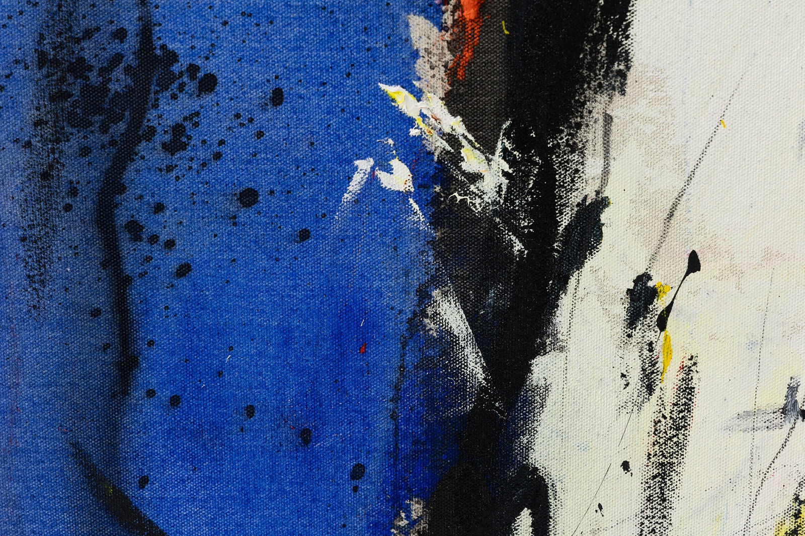 Marria Pratts, Ghost on Sunset (from my car), 2023