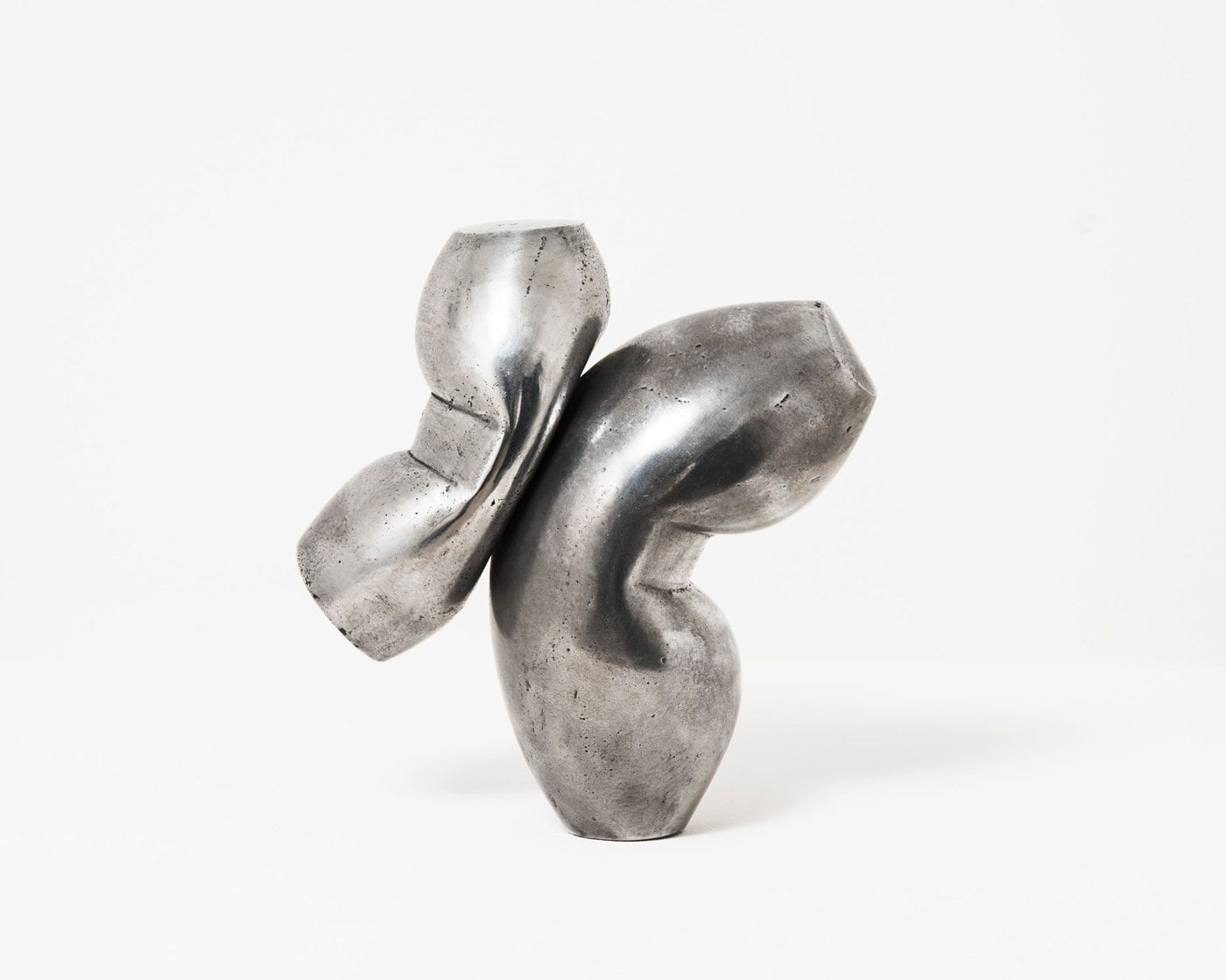 Maria Bartuszová, Two-Part Sculpture V, 1973