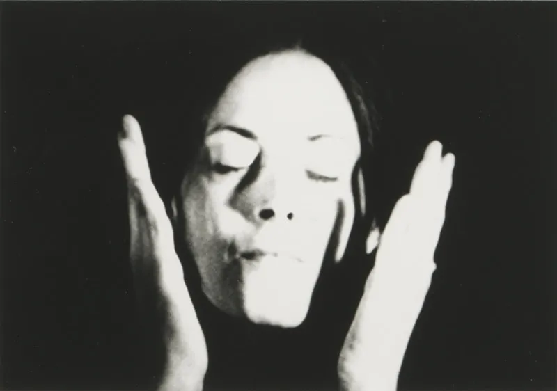 Hannah Wilke, Gestures, 1974