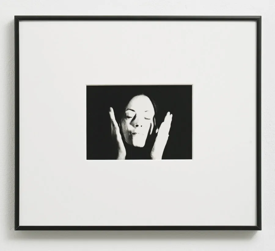 Hannah Wilke, Gestures, 1974