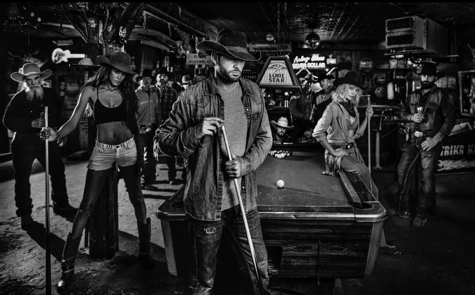 David Yarrow, Bandera