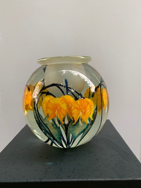 Tim Lotton, Mango Bleeding Heart Bowl with Frosted Interior