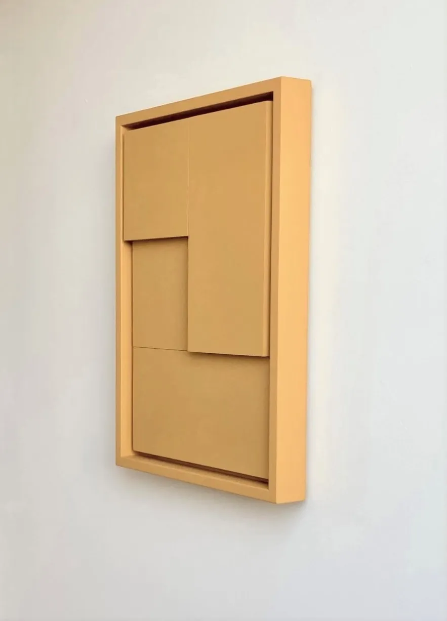 Laura Jane Scott, Midi Relief - Yellow