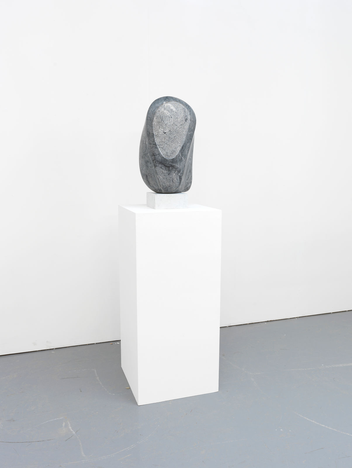 Naum Gabo, Blue Marble, 1977