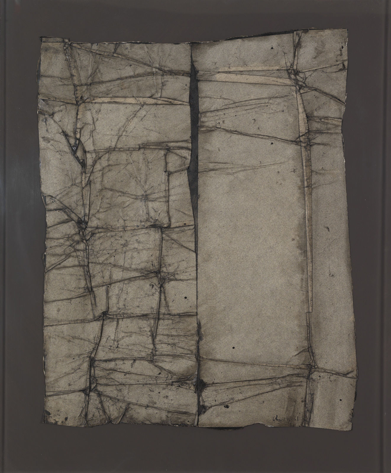 Christo, Surface d’Empaquetage, 1961