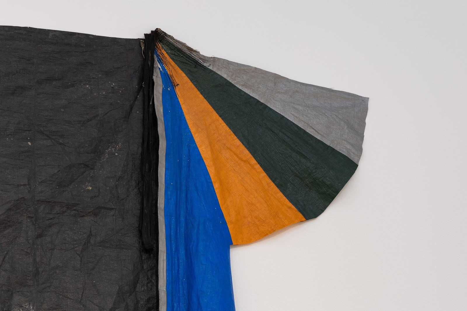 Allan Weber, Não perca as criança de vista [Don't lose sight of the children], 2025