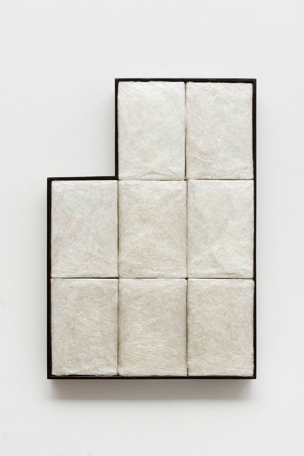 Allan Weber, Endola, da série Traficando Arte [from the Dealing Art series], 2023